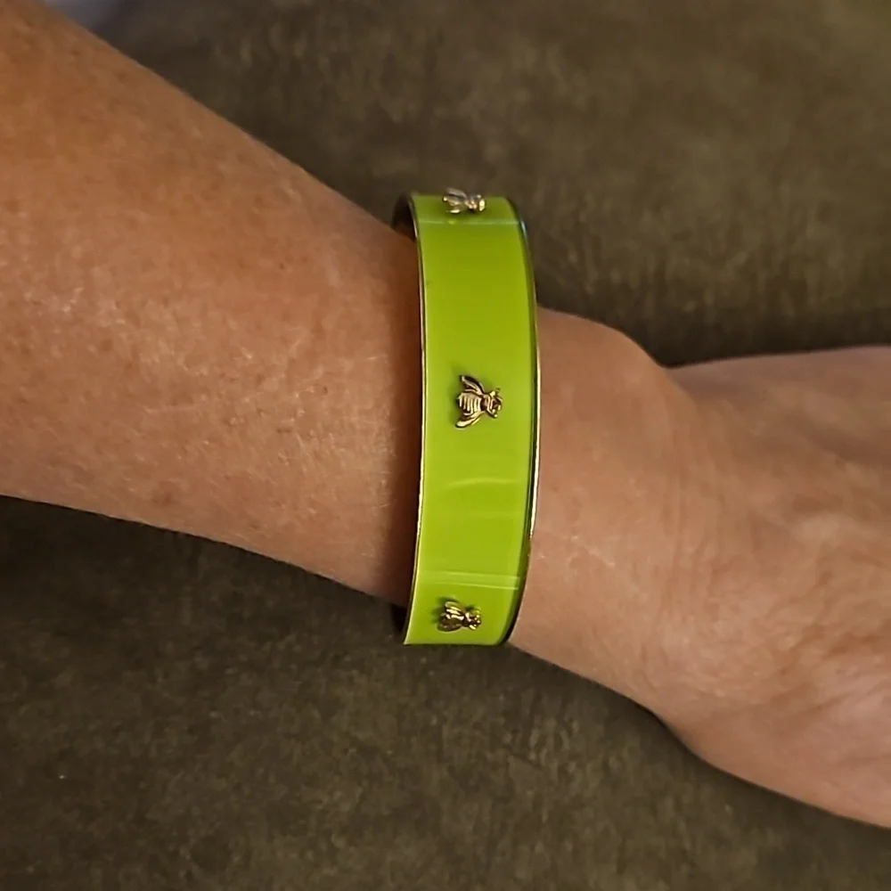 VTG Fairycore Lime Green Bees Bangle Bracelet